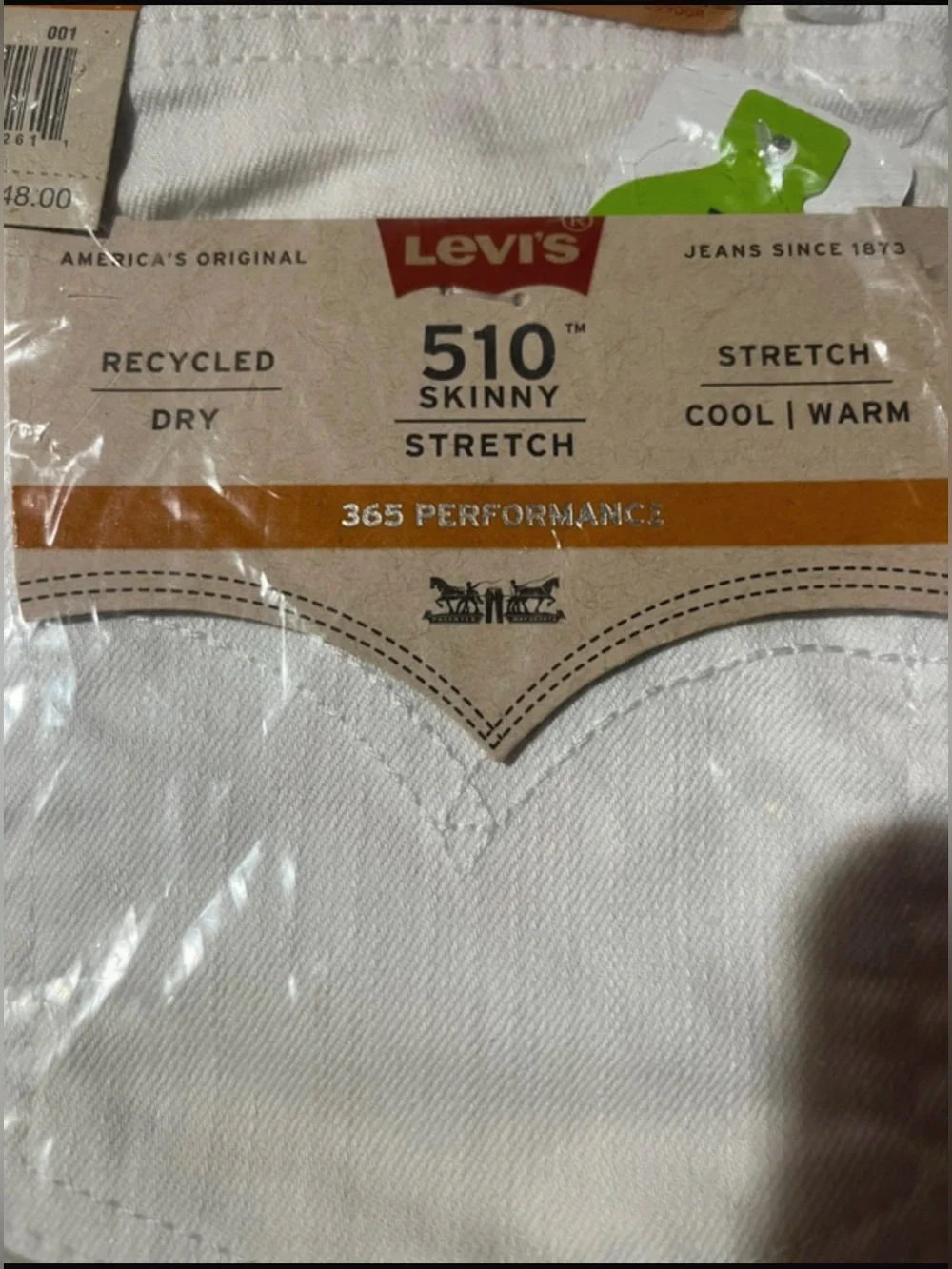 New-boys sz.8. 24 inch waist Levi's 510 Skinny Jeans-classic white jeans